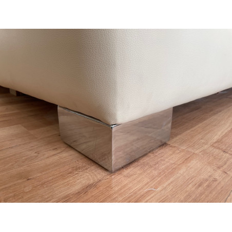 Posteľ SAVANA - detail nožičky