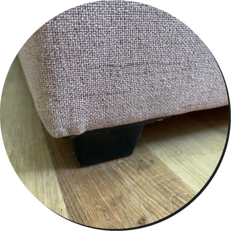 Posteľ LIVIA - detail nožičky